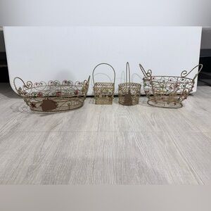 Set of 4 Festive Wire Baskets with Red and Green Accents